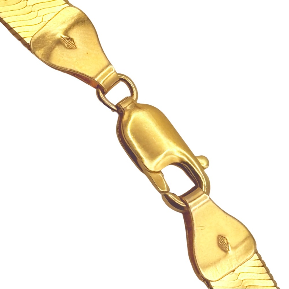 Sold 10K Solid Gold VIP Jewelry Vtg Italian Herringbone Necklace 24” 5mm 18g - Picture 5 of 10